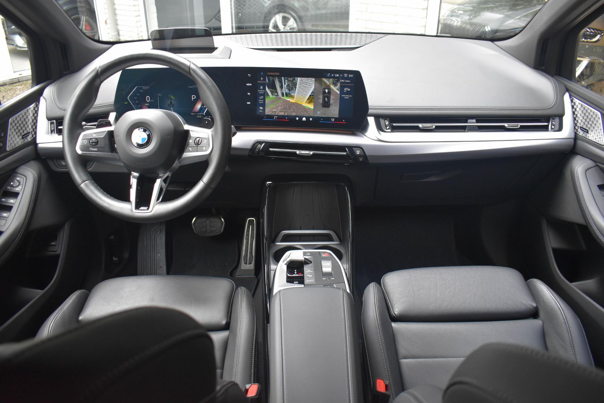 46916948-1.jpg