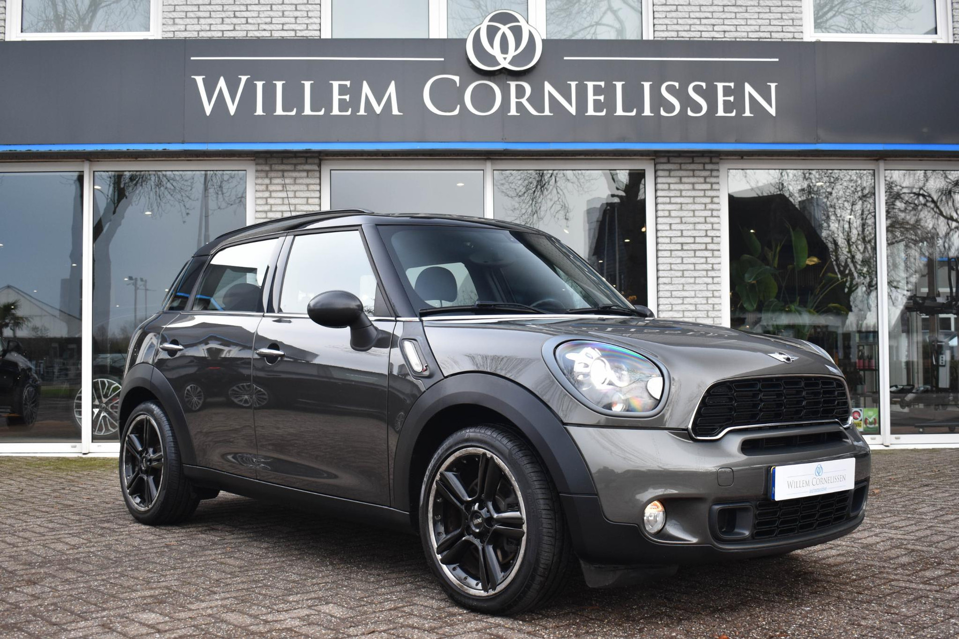 51064097